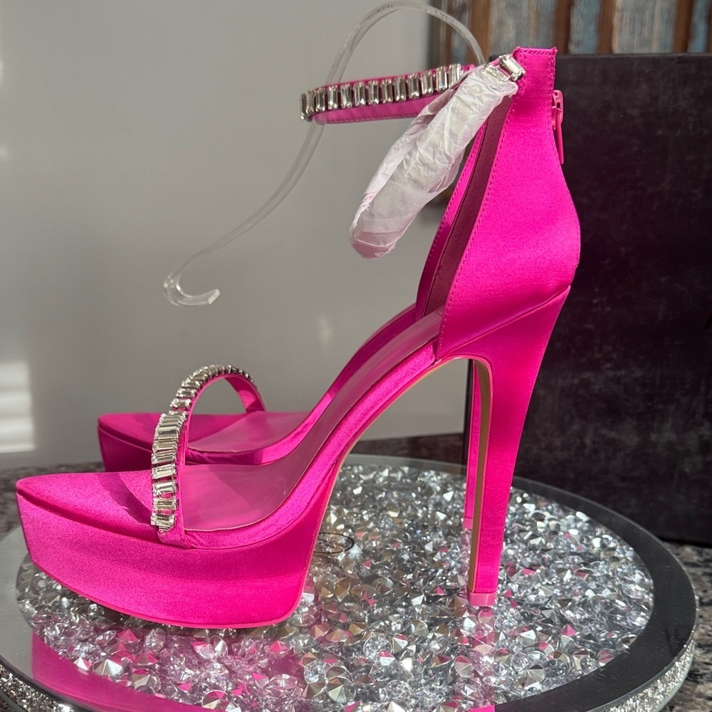 AAJ Pink Satin platform strappy Heels with Rhinestone NWT 9.5 - Picture 6 of 17